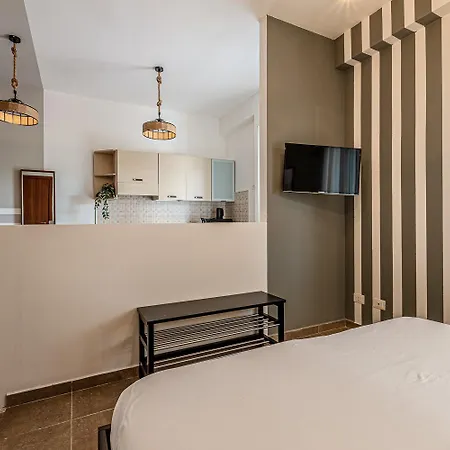 Marenia And - Mare E Relax - Guest house Lido di Latina